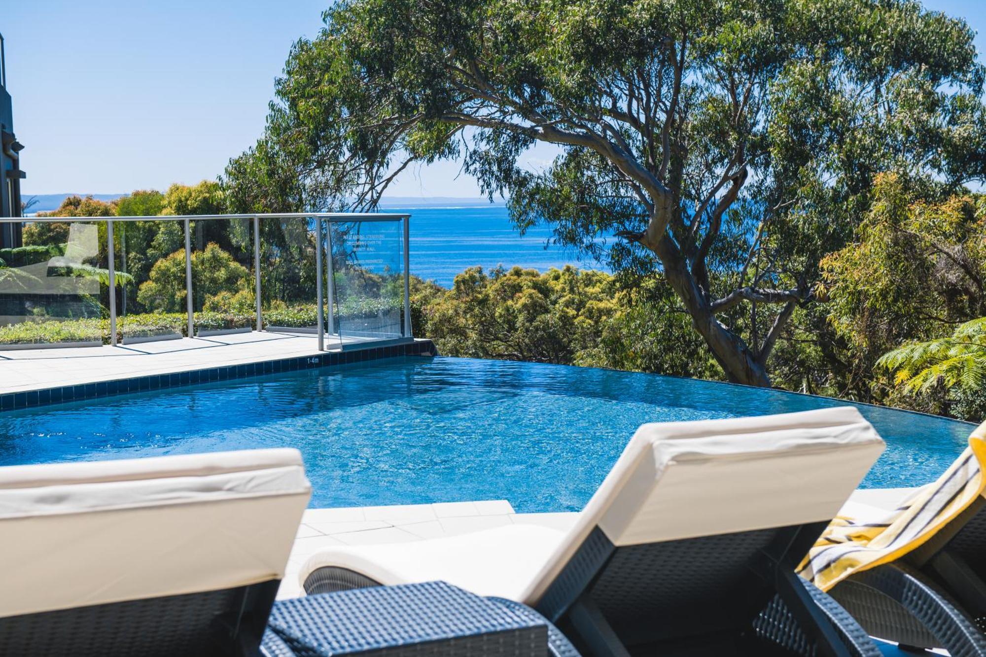 Rainbow Ocean Palms Resort Рейнбоу Бийч Екстериор снимка