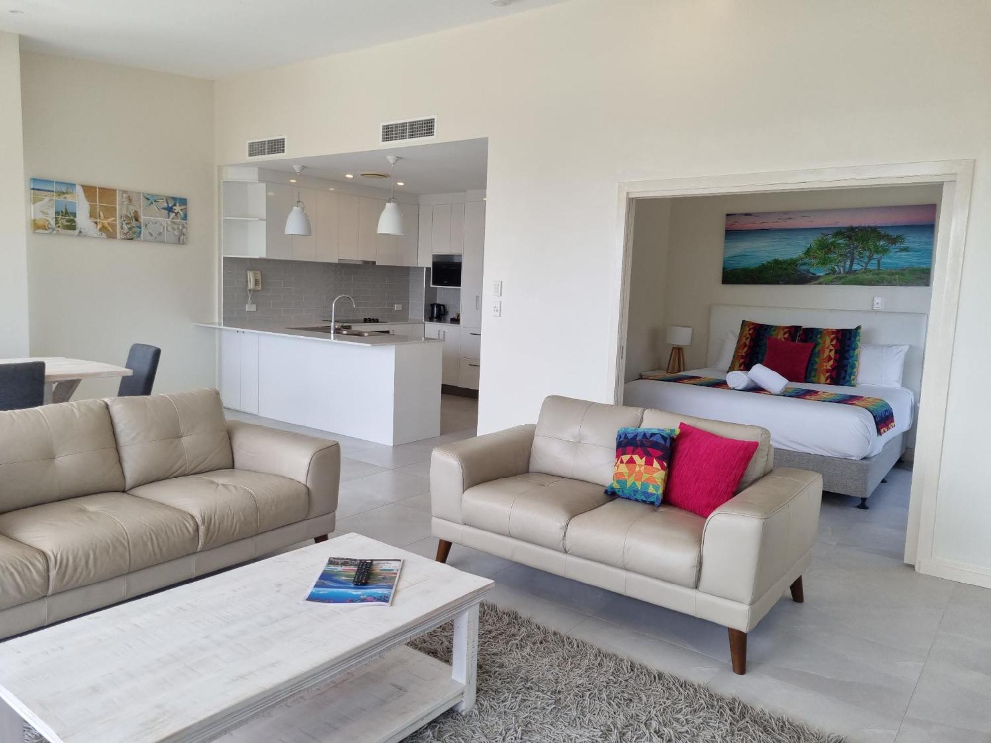 Rainbow Ocean Palms Resort Рейнбоу Бийч Екстериор снимка