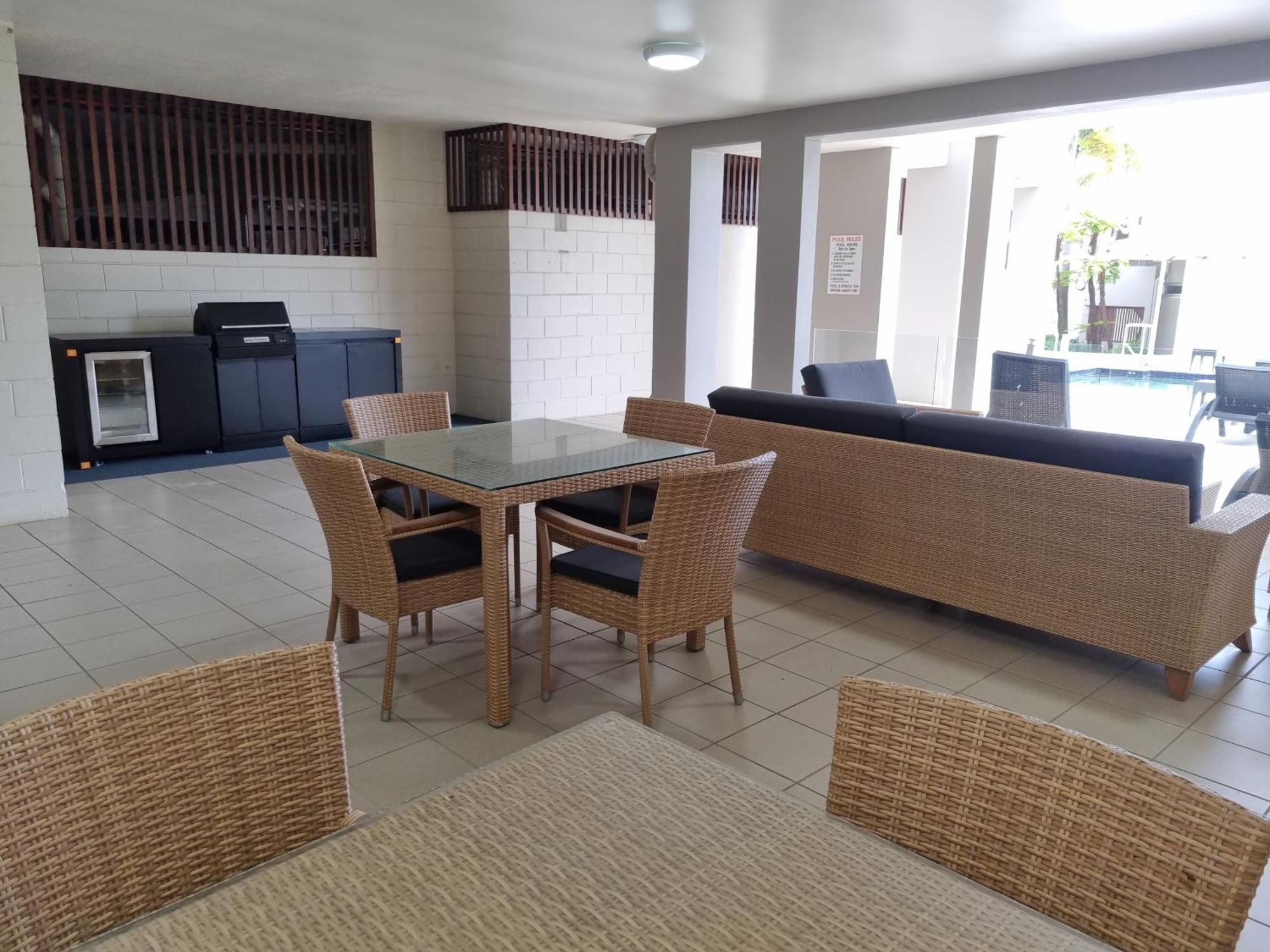 Rainbow Ocean Palms Resort Рейнбоу Бийч Екстериор снимка