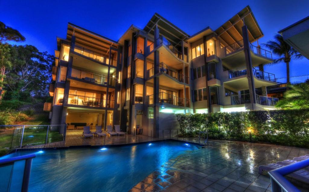Rainbow Ocean Palms Resort Рейнбоу Бийч Екстериор снимка